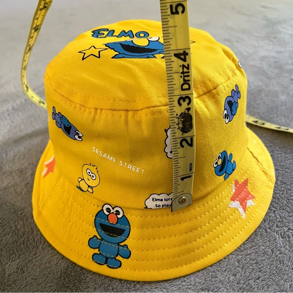 New with out Tags Yellow Elmo Bucket Hat Sun Hat UV Beach Hat